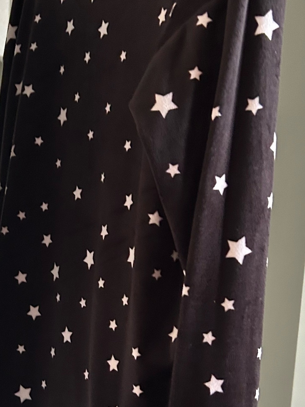 Black 2 piece pajama set - Picture 4 of 8